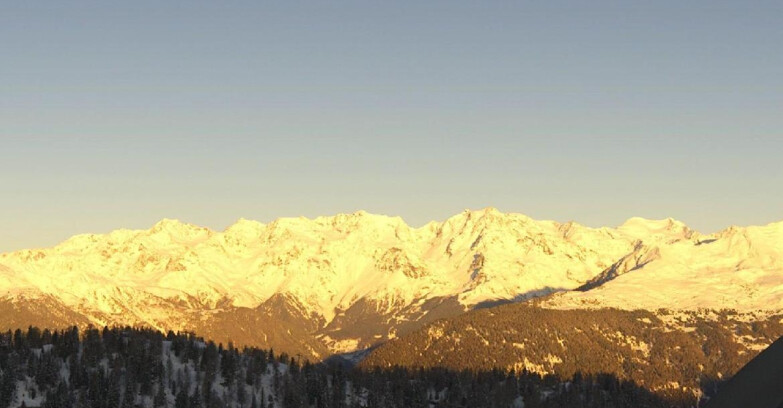 Webcam Folgarida-Marilleva  (Skiarea Campiglio Dolomiti di Brenta - Val di Sole Val Rendena) - Gruppo Ortles-Cevedale 