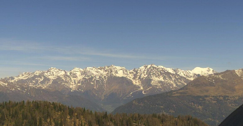 Webcam Folgarida-Marilleva  (Skiarea Campiglio Dolomiti di Brenta - Val di Sole Val Rendena) - Gruppo Ortles Cevedale  