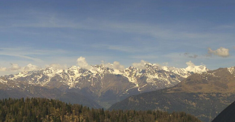 Webcam Folgarida-Marilleva  (Skiarea Campiglio Dolomiti di Brenta - Val di Sole Val Rendena) - Gruppo Ortles Cevedale  