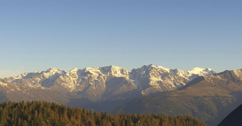 Webcam Folgarida-Marilleva  (Skiarea Campiglio Dolomiti di Brenta - Val di Sole Val Rendena) - Gruppo Ortles Cevedale  