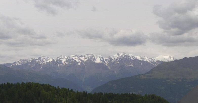 Webcam Folgarida-Marilleva  (Skiarea Campiglio Dolomiti di Brenta - Val di Sole Val Rendena) - Gruppo Ortles Cevedale  