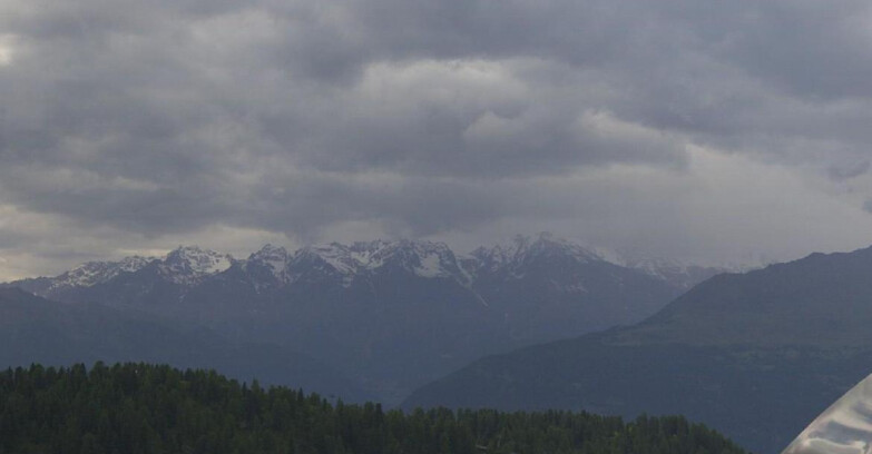 Webcam Folgarida-Marilleva  (Skiarea Campiglio Dolomiti di Brenta - Val di Sole Val Rendena) - Gruppo Ortles Cevedale  