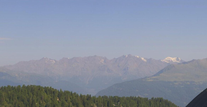 Webcam Folgarida-Marilleva  (Skiarea Campiglio Dolomiti di Brenta - Val di Sole Val Rendena) - Gruppo Ortles Cevedale  