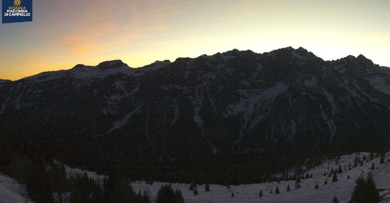 Webcam Skiarea Campiglio Dolomiti di Brenta Val di Sole Val Rendena - Marilleva-Val Panciana