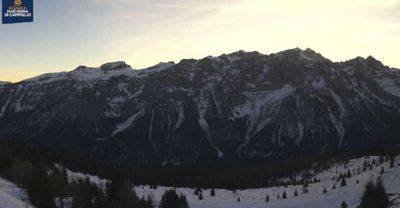 Webcam Skiarea Campiglio Dolomiti di Brenta Val di Sole Val Rendena - Marilleva-Val Panciana