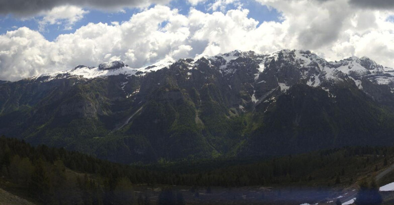 Webcam Folgarida-Marilleva  (Skiarea Campiglio Dolomiti di Brenta - Val di Sole Val Rendena) - Marilleva-Val Panciana