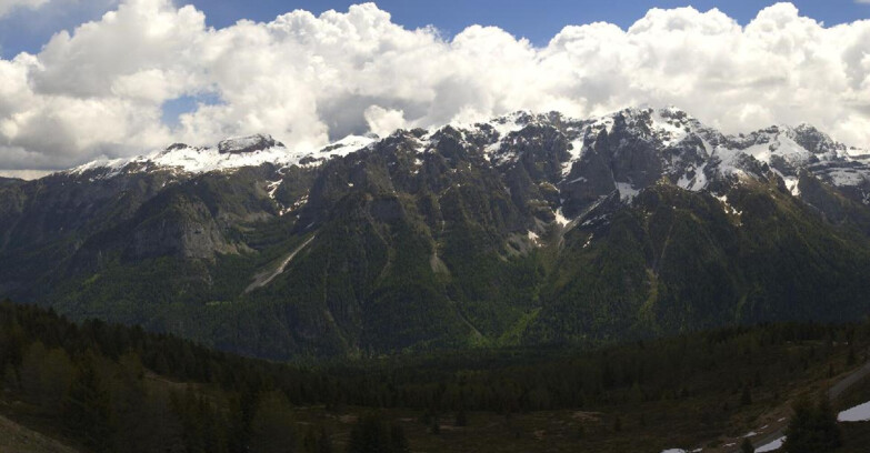 Webcam Folgarida-Marilleva  (Skiarea Campiglio Dolomiti di Brenta - Val di Sole Val Rendena) - Marilleva-Val Panciana