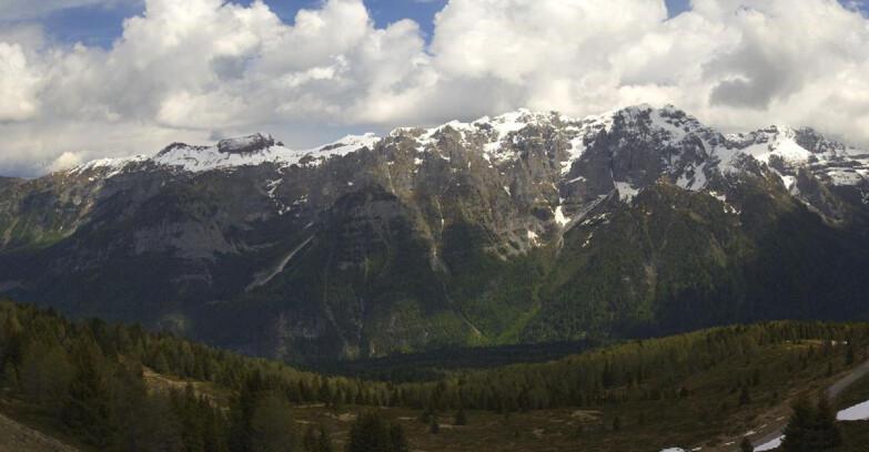 Webcam Folgarida-Marilleva  (Skiarea Campiglio Dolomiti di Brenta - Val di Sole Val Rendena) - Marilleva-Val Panciana