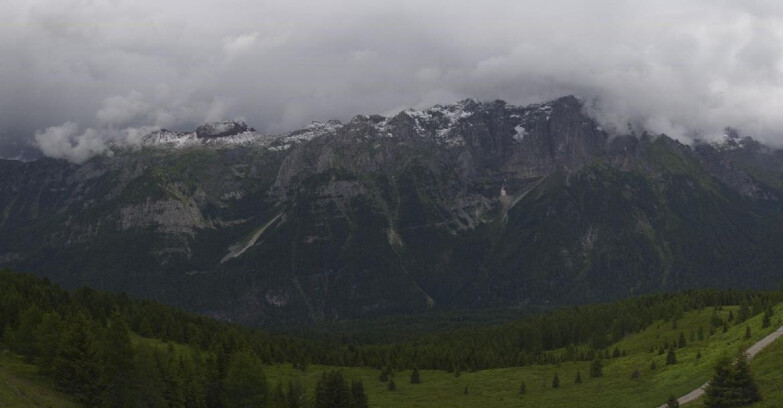 Webcam Folgarida-Marilleva  (Skiarea Campiglio Dolomiti di Brenta - Val di Sole Val Rendena) - Marilleva-Val Panciana