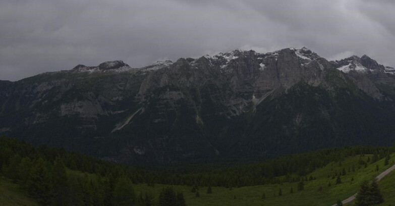 Webcam Folgarida-Marilleva  (Skiarea Campiglio Dolomiti di Brenta - Val di Sole Val Rendena) - Marilleva-Val Panciana