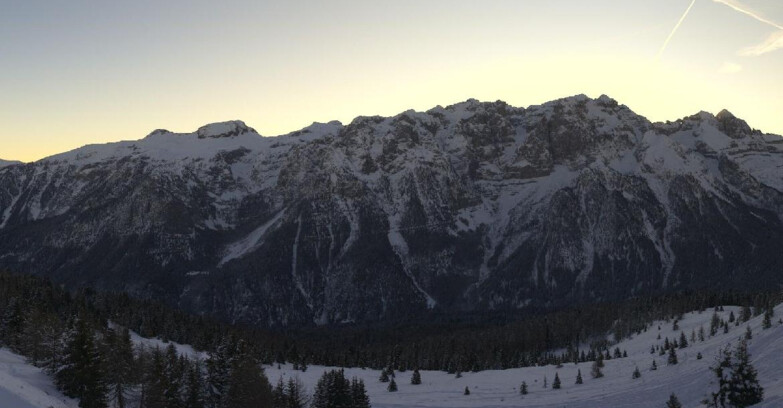 Webcam Folgarida-Marilleva  (Skiarea Campiglio Dolomiti di Brenta - Val di Sole Val Rendena) - Marilleva-Val Panciana