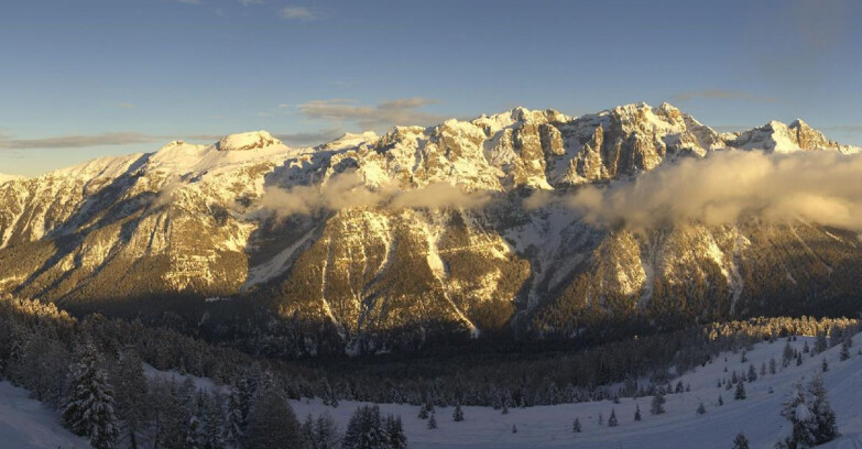 Webcam Folgarida-Marilleva  (Skiarea Campiglio Dolomiti di Brenta - Val di Sole Val Rendena) - Marilleva-Val Panciana