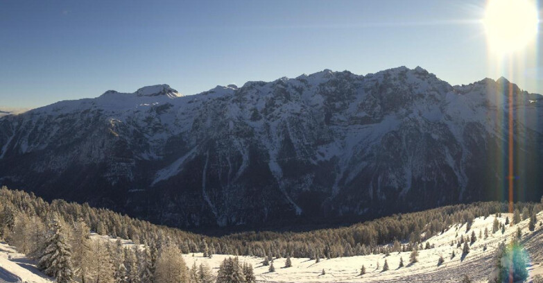 Webcam Folgarida-Marilleva  (Skiarea Campiglio Dolomiti di Brenta - Val di Sole Val Rendena) - Marilleva-Val Panciana