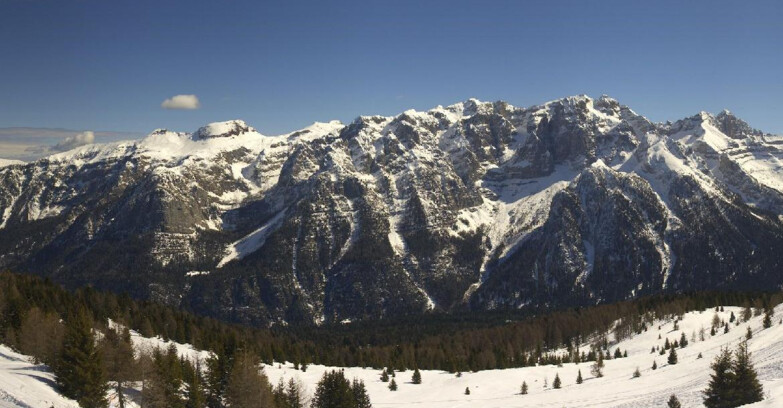 Webcam Folgarida-Marilleva  (Skiarea Campiglio Dolomiti di Brenta - Val di Sole Val Rendena) - Marilleva-Val Panciana