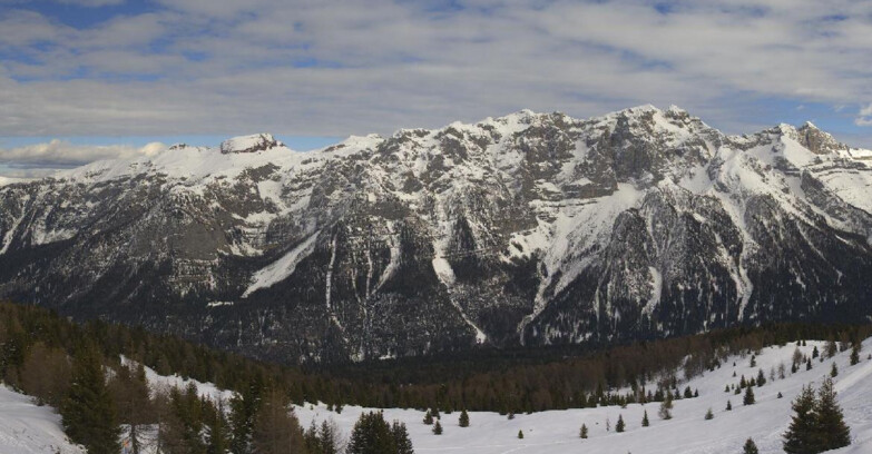 Webcam Folgarida-Marilleva  (Skiarea Campiglio Dolomiti di Brenta - Val di Sole Val Rendena) - Marilleva-Val Panciana