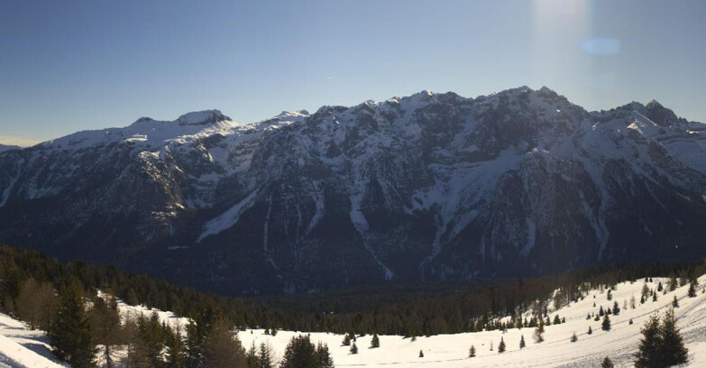 Webcam Folgarida-Marilleva  (Skiarea Campiglio Dolomiti di Brenta - Val di Sole Val Rendena) - Marilleva-Val Panciana