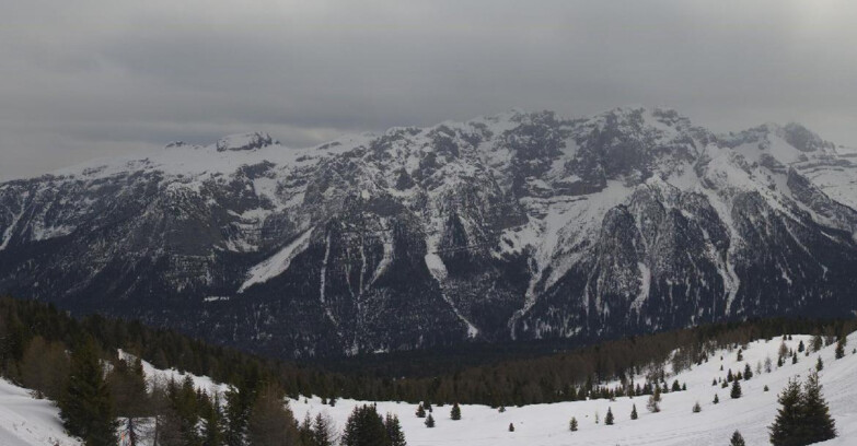 Webcam Folgarida-Marilleva  (Skiarea Campiglio Dolomiti di Brenta - Val di Sole Val Rendena) - Marilleva-Val Panciana