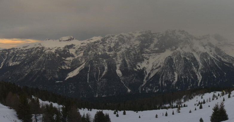 Webcam Folgarida-Marilleva  (Skiarea Campiglio Dolomiti di Brenta - Val di Sole Val Rendena) - Marilleva-Val Panciana