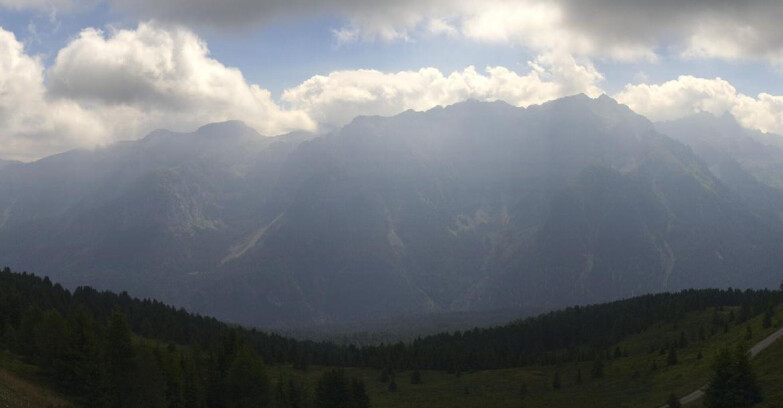 Webcam Folgarida-Marilleva  (Skiarea Campiglio Dolomiti di Brenta - Val di Sole Val Rendena) - Dolomiti di Brenta - Marilleva