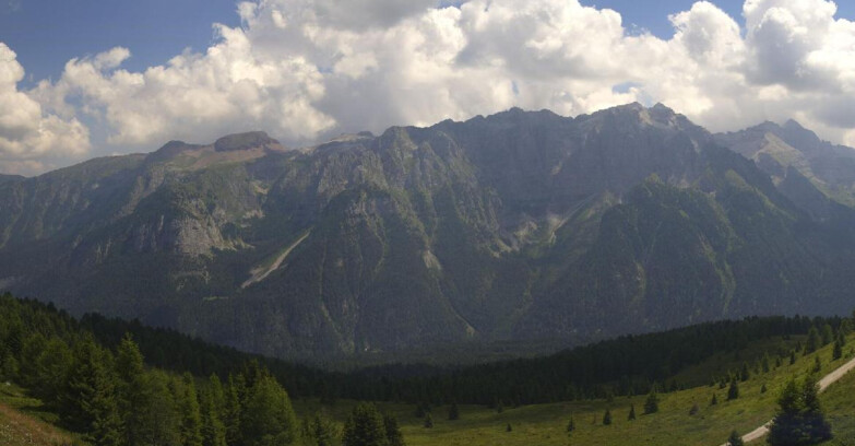 Webcam Folgarida-Marilleva  (Skiarea Campiglio Dolomiti di Brenta - Val di Sole Val Rendena) - Dolomiti di Brenta - Marilleva