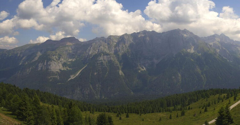 Webcam Folgarida-Marilleva  (Skiarea Campiglio Dolomiti di Brenta - Val di Sole Val Rendena) - Dolomiti di Brenta - Marilleva
