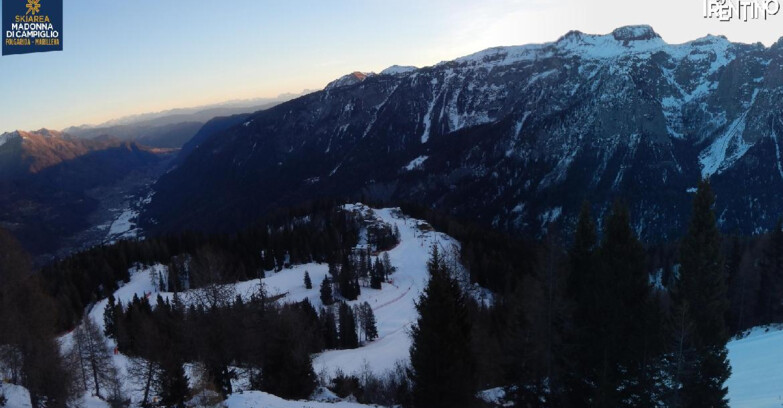 Webcam Folgarida-Marilleva  (Skiarea Campiglio Dolomiti di Brenta - Val di Sole Val Rendena) - Folgarida Malghet Aut 