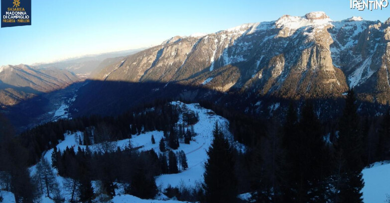 Webcam Skiarea Campiglio Dolomiti di Brenta Val di Sole Val Rendena - Folgarida Malghet Aut 