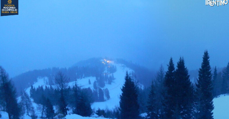 Webcam Ski area Campiglio Dolomiti di Brenta Val di Sole Val Rendena - Folgarida Malghet Aut 