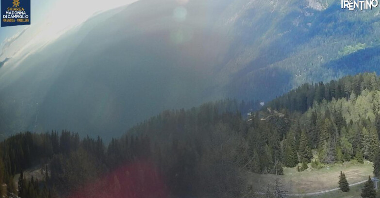 Webcam Folgarida-Marilleva  (Skiarea Campiglio Dolomiti di Brenta - Val di Sole Val Rendena) - Folgarida Malghet Aut 
