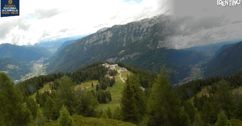 Webcam Folgarida-Marilleva  (Skiarea Campiglio Dolomiti di Brenta - Val di Sole Val Rendena) - Folgarida Malghet Aut 