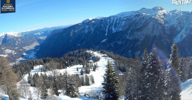 Webcam Folgarida-Marilleva  (Skiarea Campiglio Dolomiti di Brenta - Val di Sole Val Rendena) - Folgarida Malghet Aut 