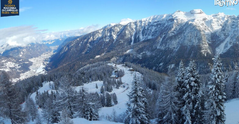 Webcam Folgarida-Marilleva  (Skiarea Campiglio Dolomiti di Brenta - Val di Sole Val Rendena) - Folgarida Malghet Aut 