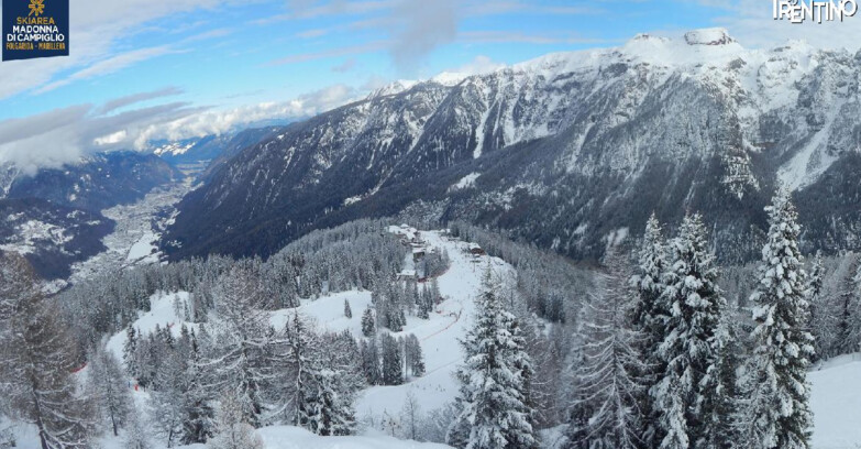 Webcam Folgarida-Marilleva  (Skiarea Campiglio Dolomiti di Brenta - Val di Sole Val Rendena) - Folgarida Malghet Aut 