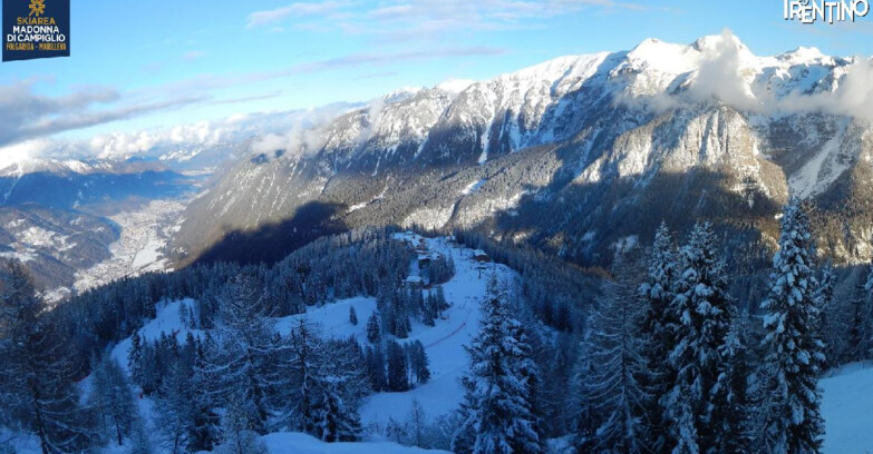 Webcam Folgarida-Marilleva  (Skiarea Campiglio Dolomiti di Brenta - Val di Sole Val Rendena) - Folgarida Malghet Aut 