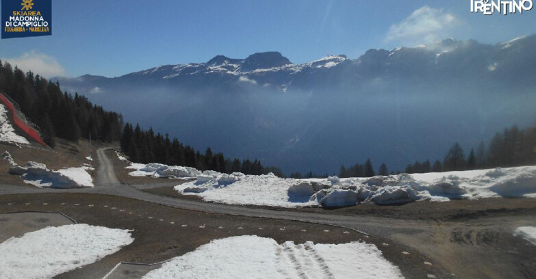Webcam Skiarea Campiglio Dolomiti di Brenta Val di Sole Val Rendena - Pista delle Rocce - Folgarida