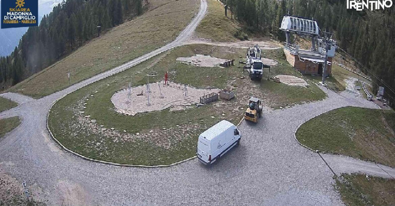 Webcam Skiarea Campiglio Dolomiti di Brenta Val di Sole Val Rendena - Pista delle Rocce - Folgarida