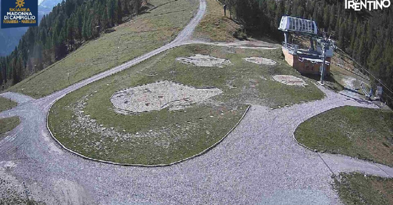 Webcam Skiarea Campiglio Dolomiti di Brenta Val di Sole Val Rendena - Pista delle Rocce - Folgarida