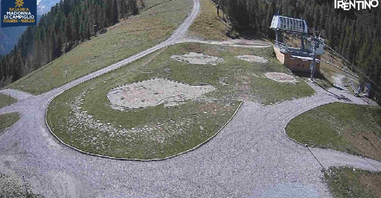 Webcam Skiarea Campiglio Dolomiti di Brenta Val di Sole Val Rendena - Pista delle Rocce - Folgarida