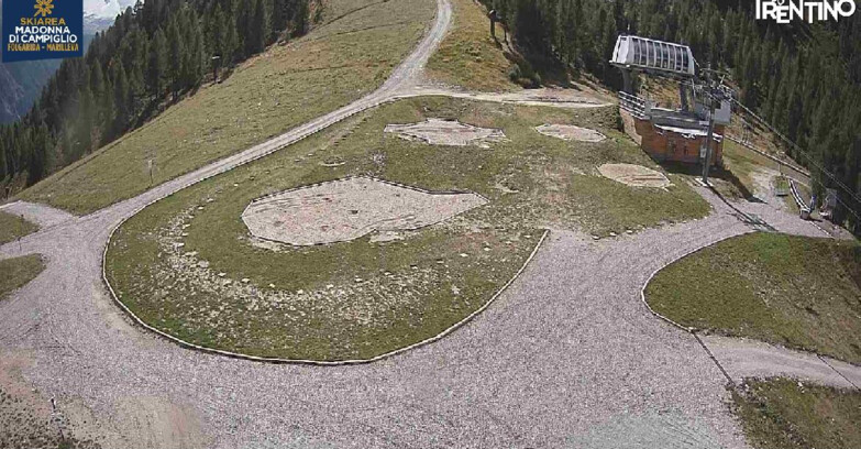 Webcam Skiarea Campiglio Dolomiti di Brenta Val di Sole Val Rendena - Pista delle Rocce - Folgarida