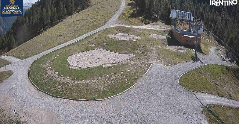 Webcam Skiarea Campiglio Dolomiti di Brenta Val di Sole Val Rendena - Pista delle Rocce - Folgarida