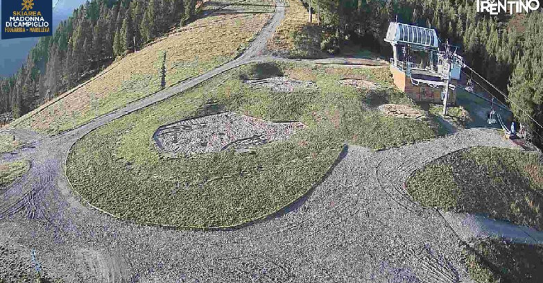 Webcam Skiarea Campiglio Dolomiti di Brenta Val di Sole Val Rendena - Pista delle Rocce - Folgarida