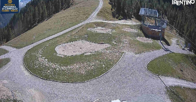 Webcam Folgarida-Marilleva  (Skiarea Campiglio Dolomiti di Brenta - Val di Sole Val Rendena) - Pista delle Rocce - Folgarida
