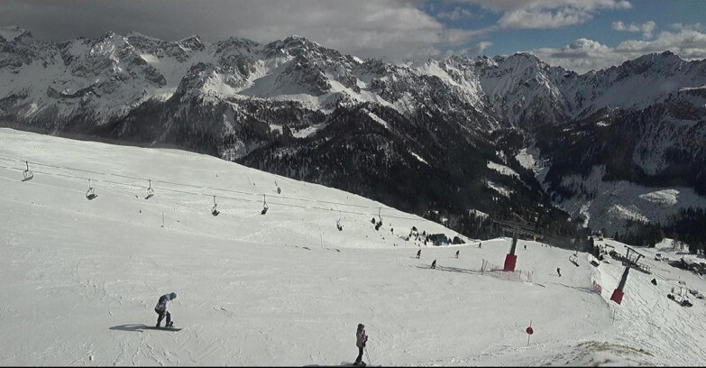 Webcam Pozza di Fassa-Aloch-Buffaure  - Pista Pala del Geiger