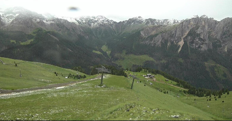 Webcam Pozza di Fassa-Aloch-Buffaure  - Rifugio Baita Cuz
