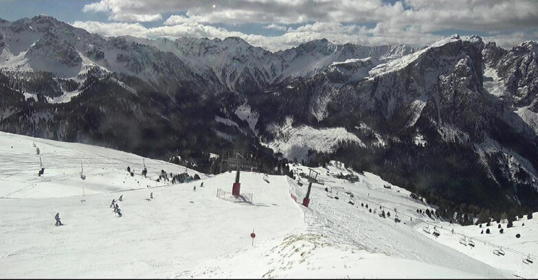 Webcam Pozza di Fassa-Aloch-Buffaure  - Rifugio Baita Cuz