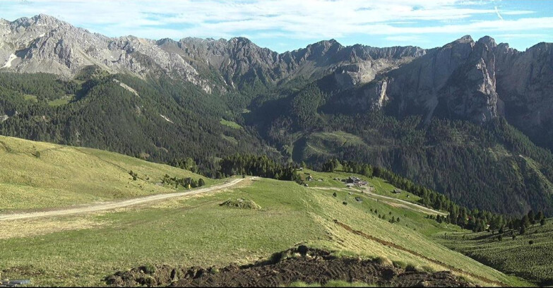 Webcam Pozza di Fassa-Aloch-Buffaure - Rifugio Baita Cuz