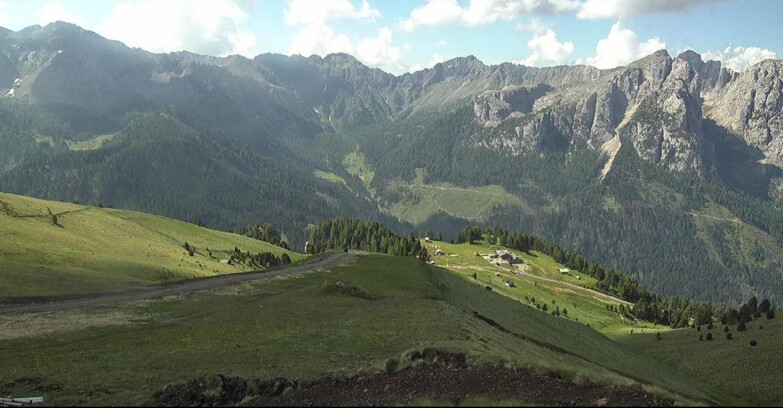 Webcam Pozza di Fassa-Aloch-Buffaure  - Rifugio Baita Cuz