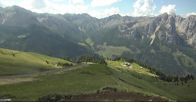 Webcam Pozza di Fassa-Aloch-Buffaure  - Rifugio Baita Cuz