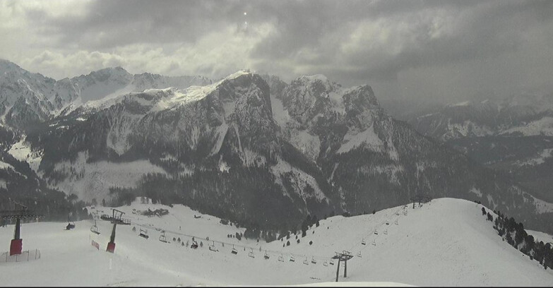 Webcam Pozza di Fassa-Aloch-Buffaure  - Cima 11 e Cima 12