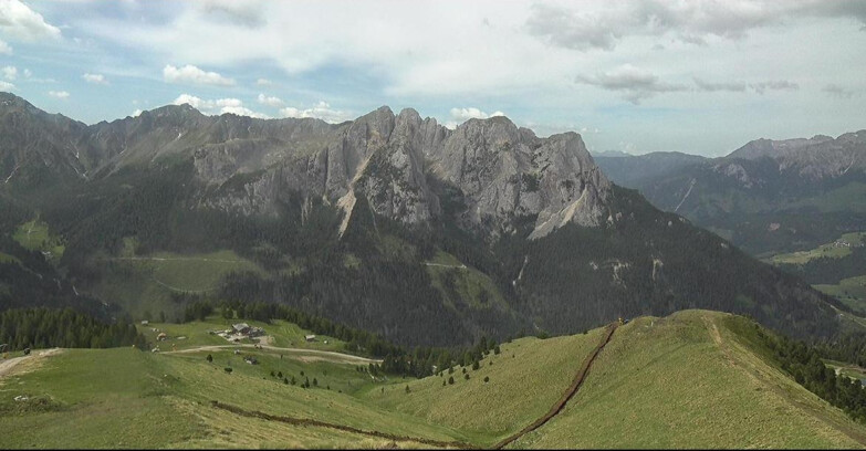 Webcam Pozza di Fassa-Aloch-Buffaure  - Cima 11 e Cima 12